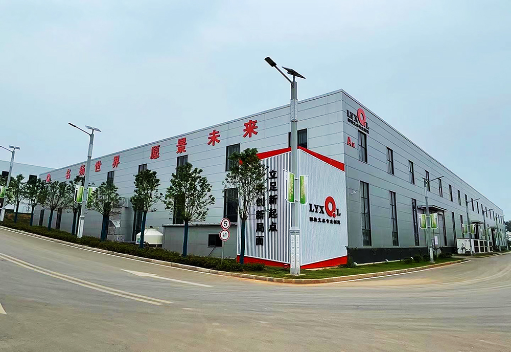 洛陽新強(qiáng)聯(lián)車間廠房