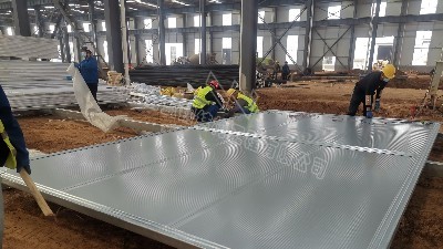 蔚藍鋼構百科：鋼結構廠房大門制作、安裝該注意什么